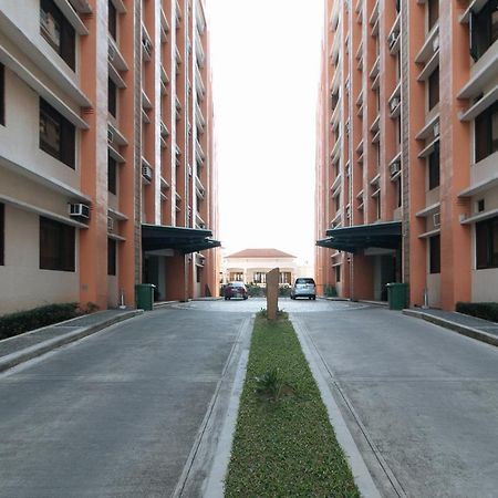 Reddoorz Plus @ Cuarto Verde Staycation Las Piñas Luaran gambar