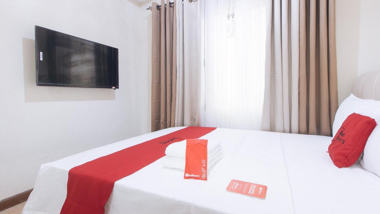 Reddoorz Plus @ Cuarto Verde Staycation Las Piñas Luaran gambar