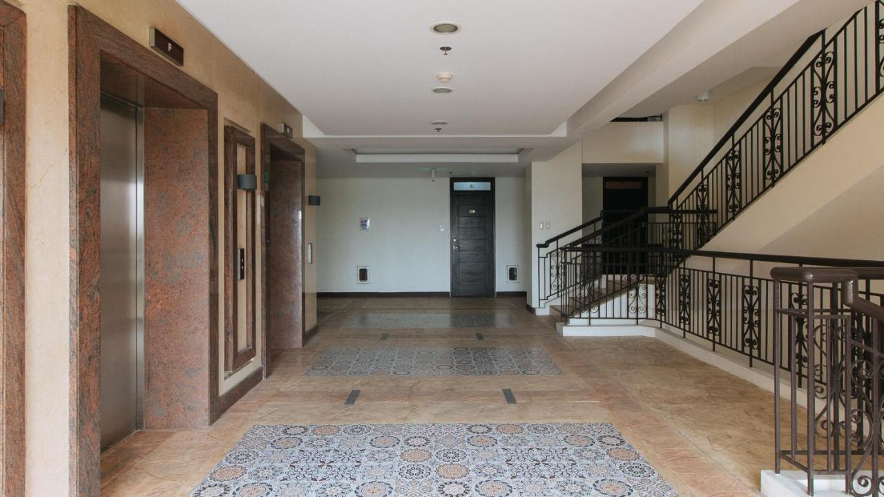 Reddoorz Plus @ Cuarto Verde Staycation Las Piñas Luaran gambar