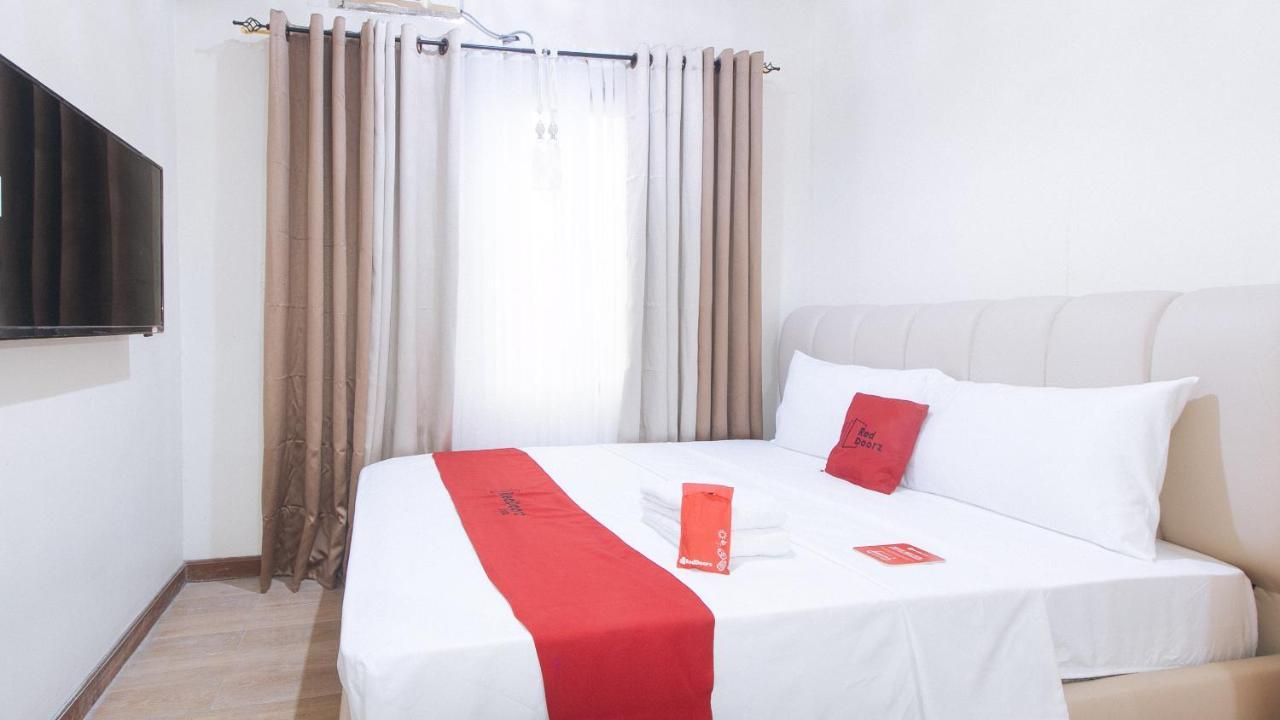 Reddoorz Plus @ Cuarto Verde Staycation Las Piñas Luaran gambar