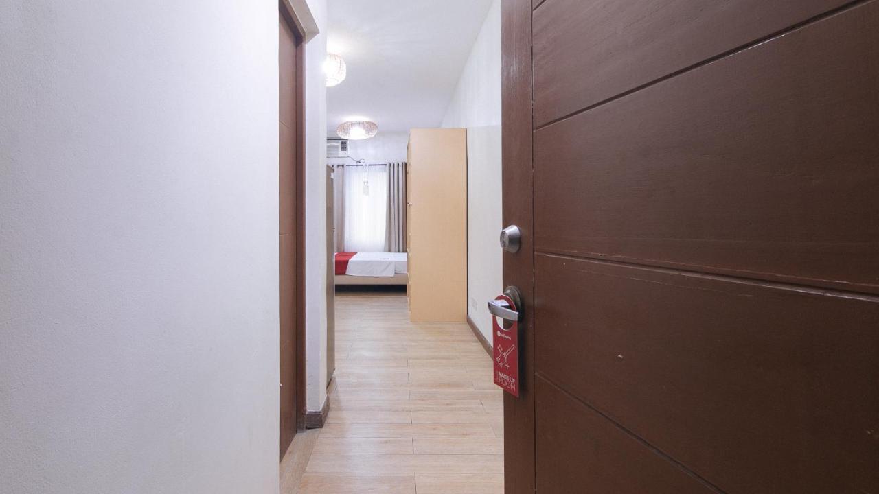 Reddoorz Plus @ Cuarto Verde Staycation Las Piñas Luaran gambar