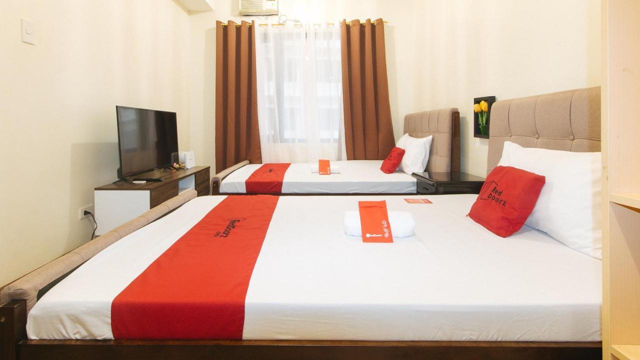 Reddoorz Plus @ Cuarto Verde Staycation Las Piñas Luaran gambar