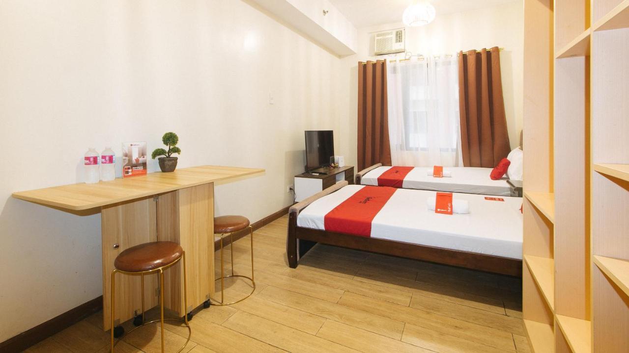 Reddoorz Plus @ Cuarto Verde Staycation Las Piñas Luaran gambar
