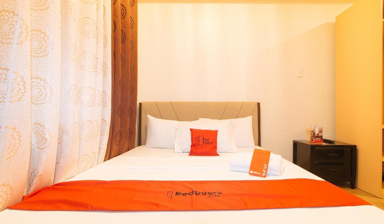 Reddoorz Plus @ Cuarto Verde Staycation Las Piñas Luaran gambar