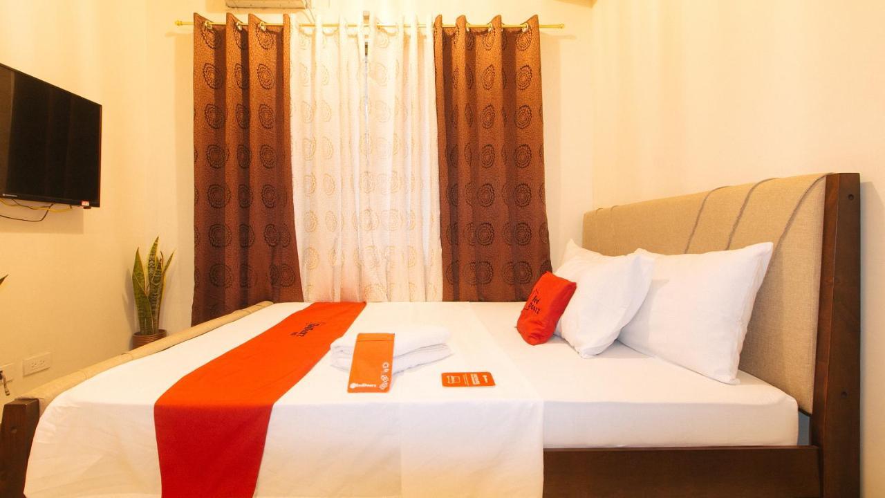 Reddoorz Plus @ Cuarto Verde Staycation Las Piñas Luaran gambar